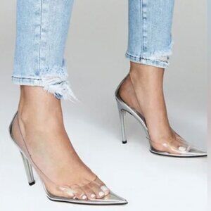 GOOD AMERICAN CINDER-F*CKING-RELLA PUMP NIB SIZE 9